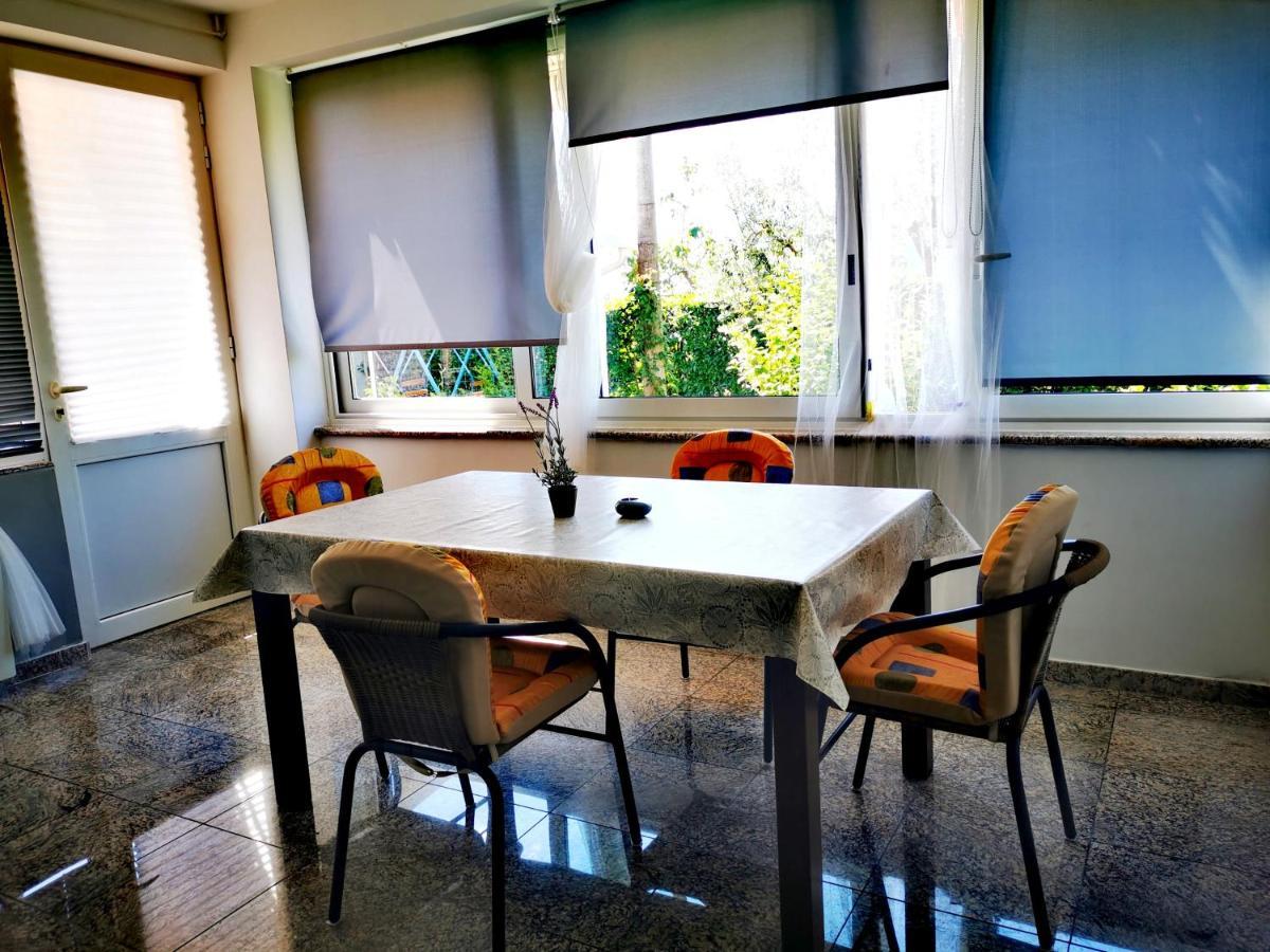 Apartman Olga Umag Exteriör bild