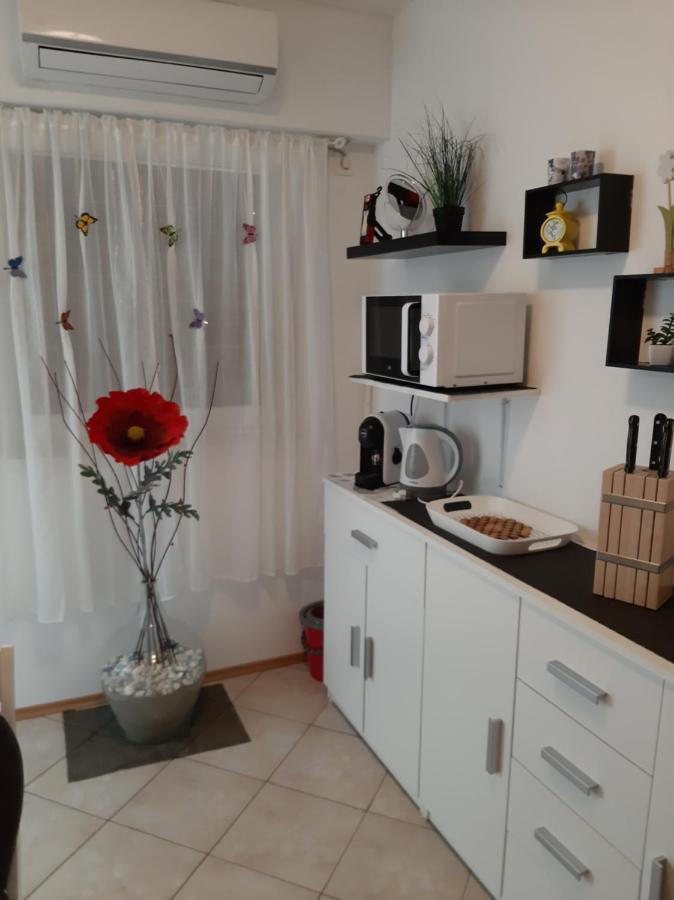 Apartman Olga Umag Exteriör bild