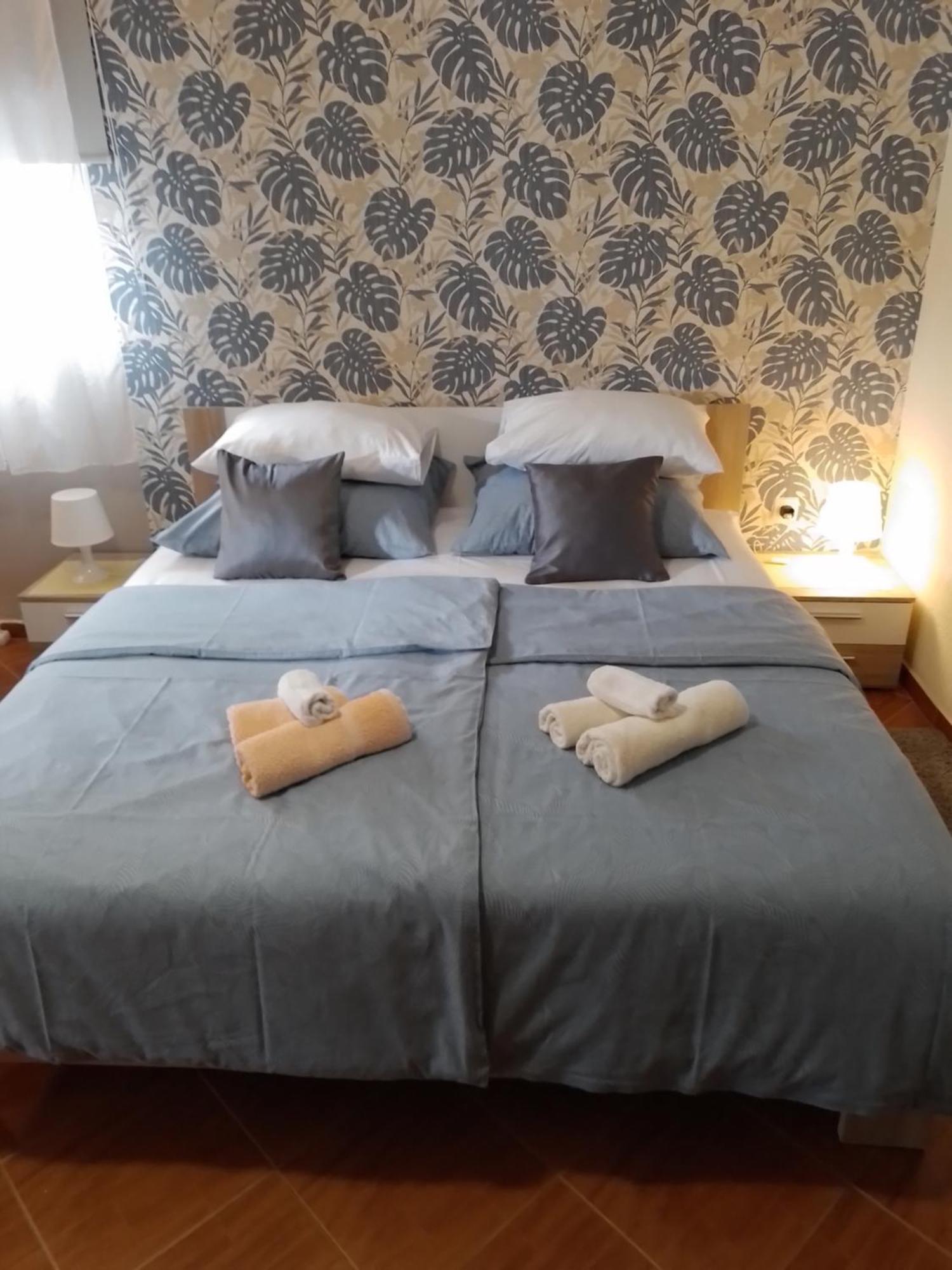 Apartman Olga Umag Exteriör bild