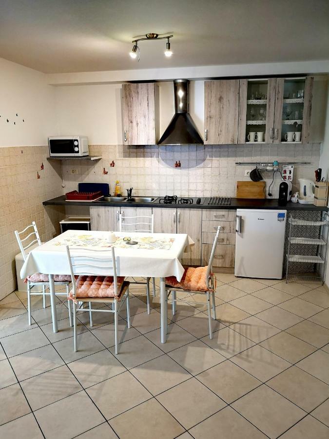 Apartman Olga Umag Exteriör bild