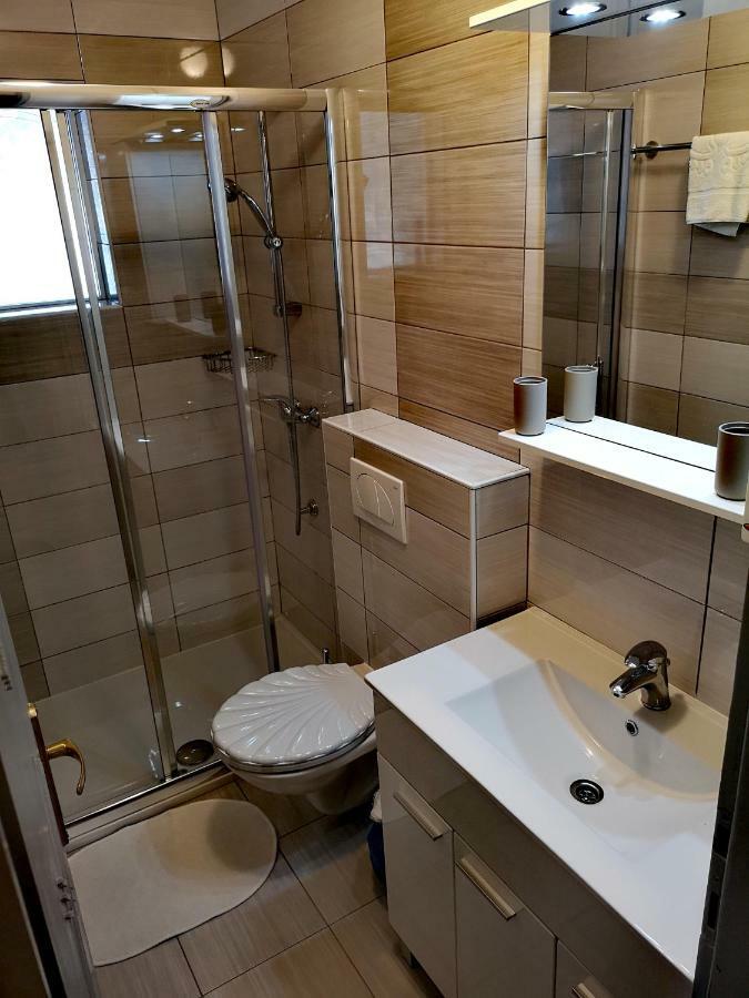 Apartman Olga Umag Exteriör bild