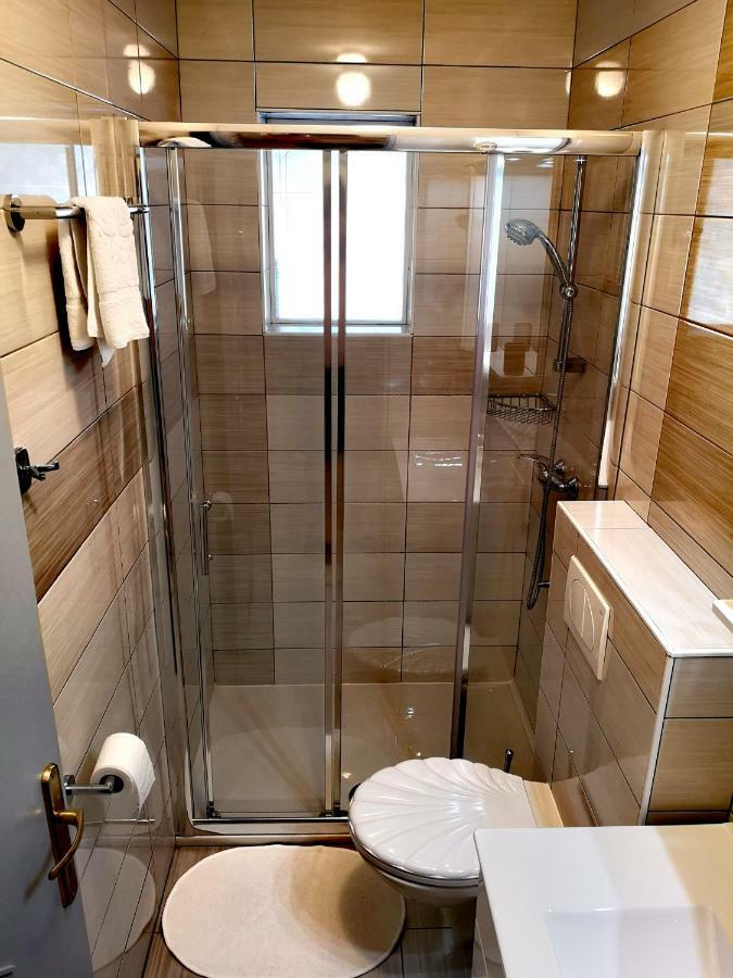 Apartman Olga Umag Exteriör bild
